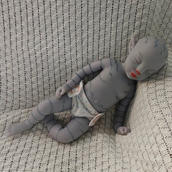45cm Soft Silicone Handmade Arts Dolls 4.96lbs Full Silicone Reborn Baby BoyDoll - Picture 2 of 16